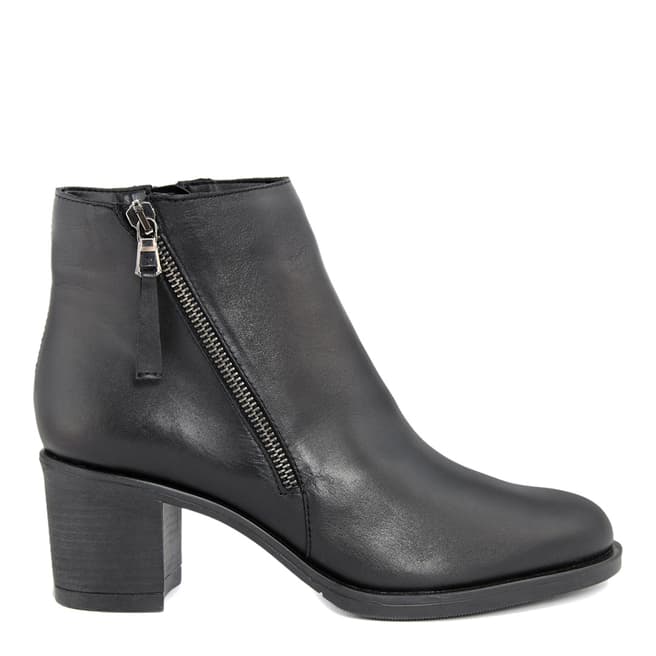 Bluetag Black Leather Ankle Boot