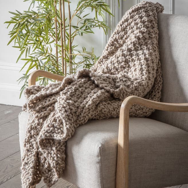Gallery Living Moss Chunky Knitted Throw, Oatmeal
