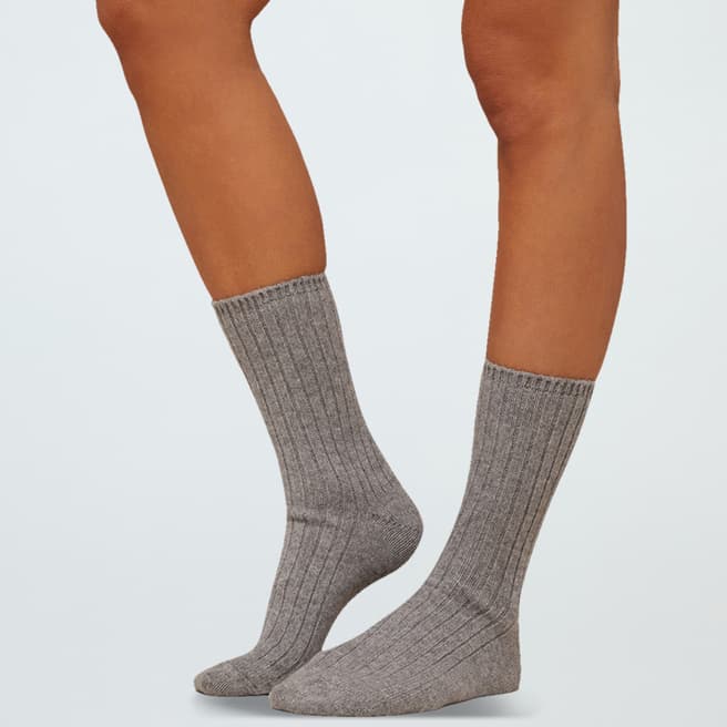 N°· Eleven Grey Cashmere Ribbed Socks