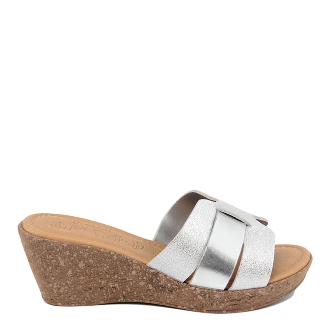 Miss Butterfly Silver Laminated Leather Wedges