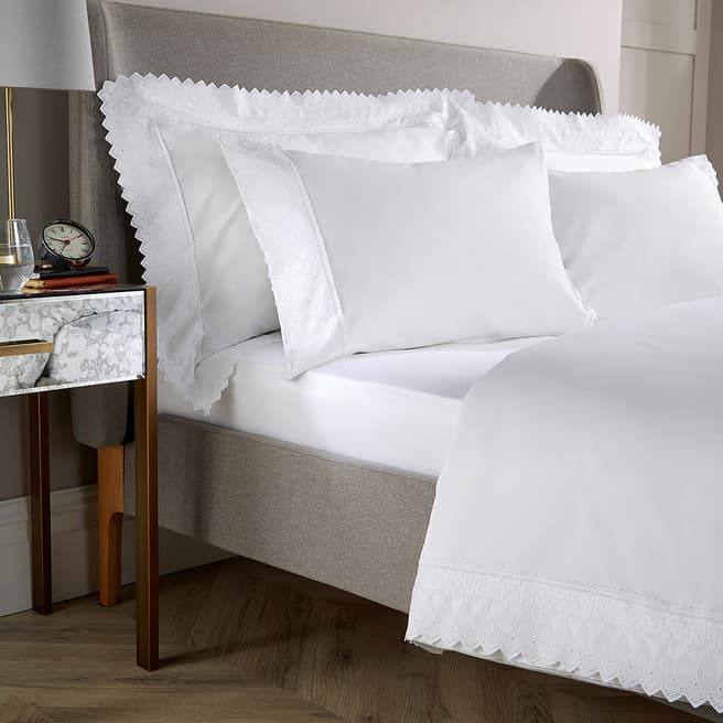 William Hunt 300TC Super King Fitted Sheet, White