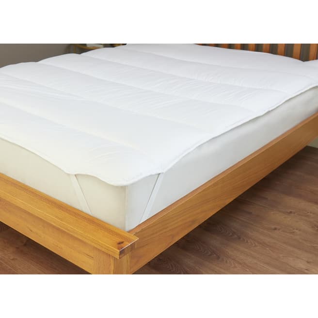 Earlys of Witney Anti-Allergenic Super King Mattress Protector