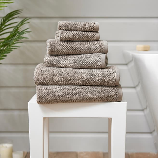 The Lyndon Company Romeo Bath Towel, Taupe