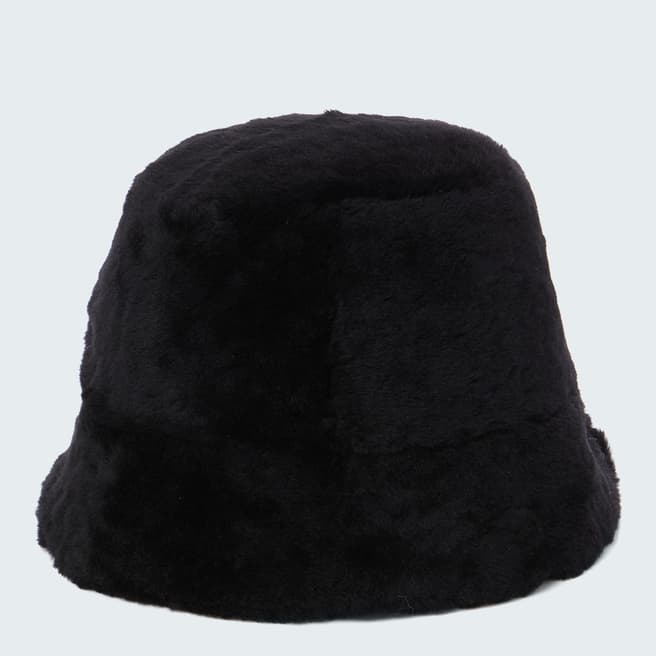 N°· Eleven Black Shearling Bucket Hat