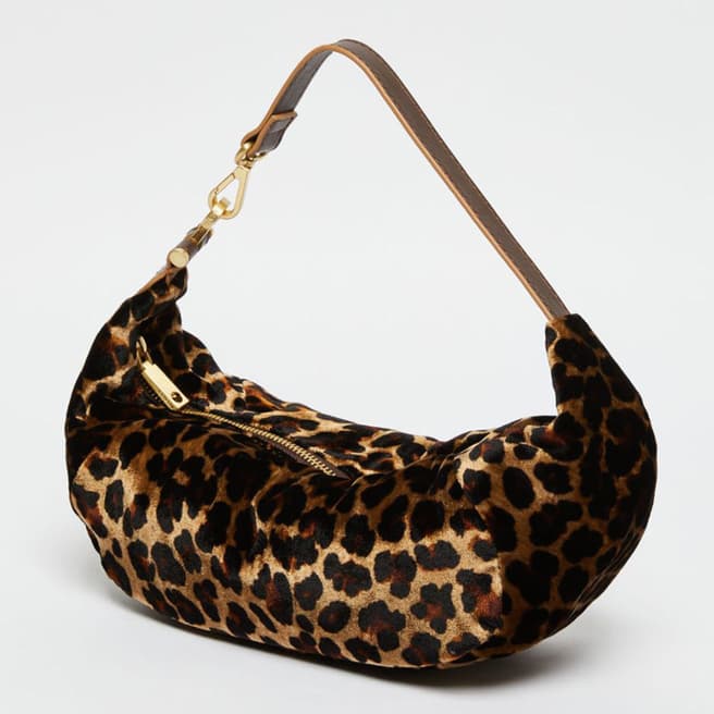 Max&Co. Cheetah Hug Bag