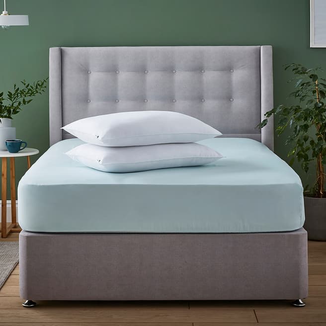 Silentnight Pair of Luxury Overlocked Anti Allergy Pillow 