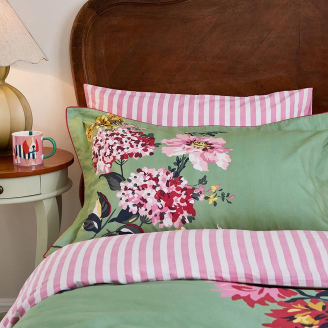 Hydrangea Floral Pair of Pillowcases, Green BrandAlley