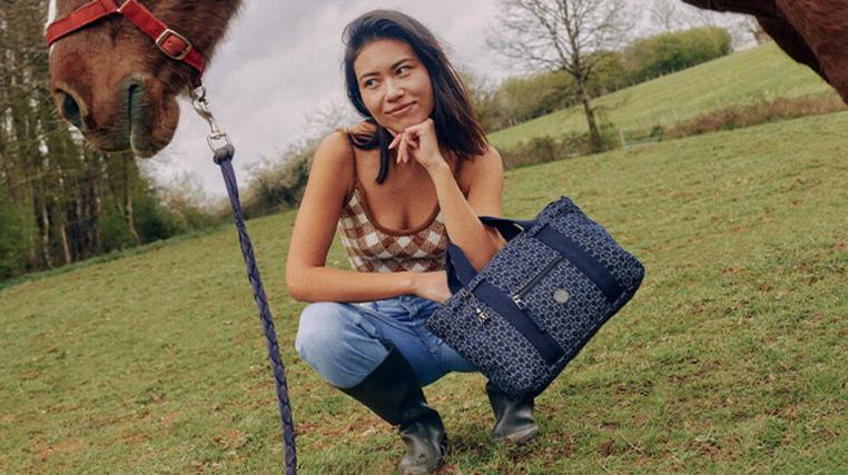 Eastpak, Jansport & Kipling: Up To 60% Off
