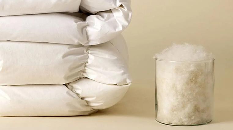 Luxury Filled Bedding: Surrey Down & Die Zudecke