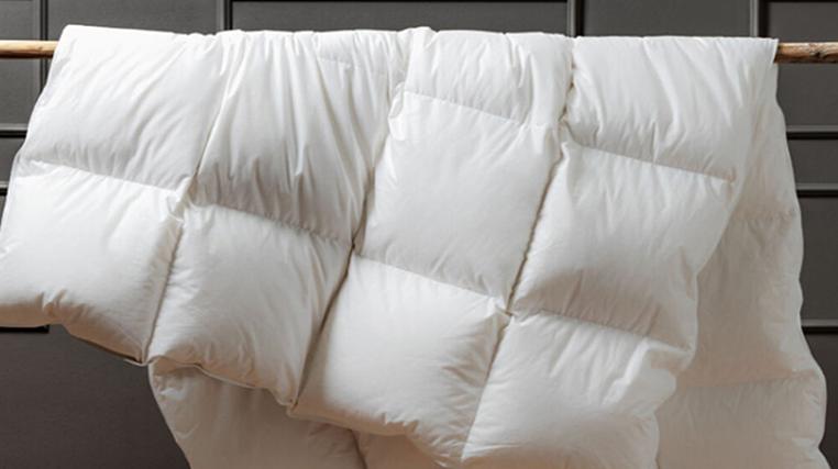 Surrey Down & Die Zudecke: Luxury Duvets
