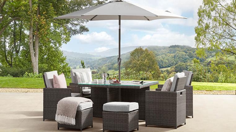 MODA: Luxury Outdoor Furniture