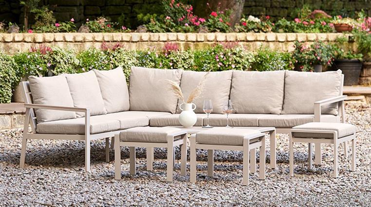 Pacific Lifestyle: Garden Furniture, Fire Pits & More