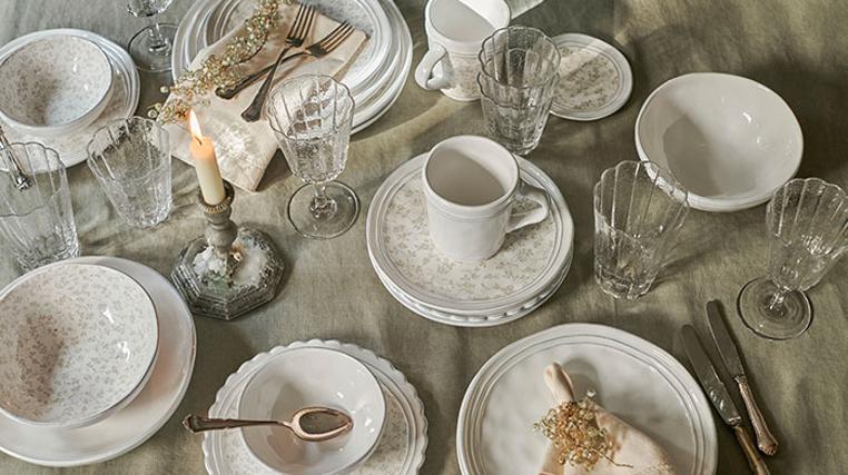 Laura Ashley: Kitchen & Home