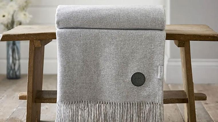 Up To 70% Off: Premium Cushions & Throws