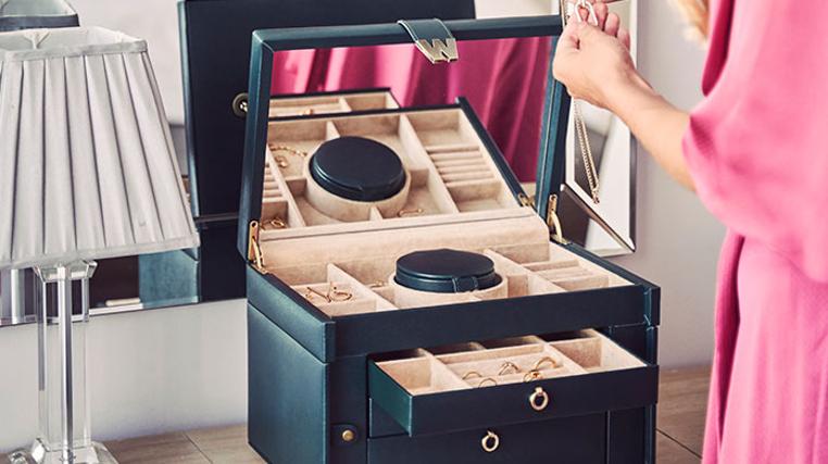 Womens Wolf Luxury Jewellery Storage