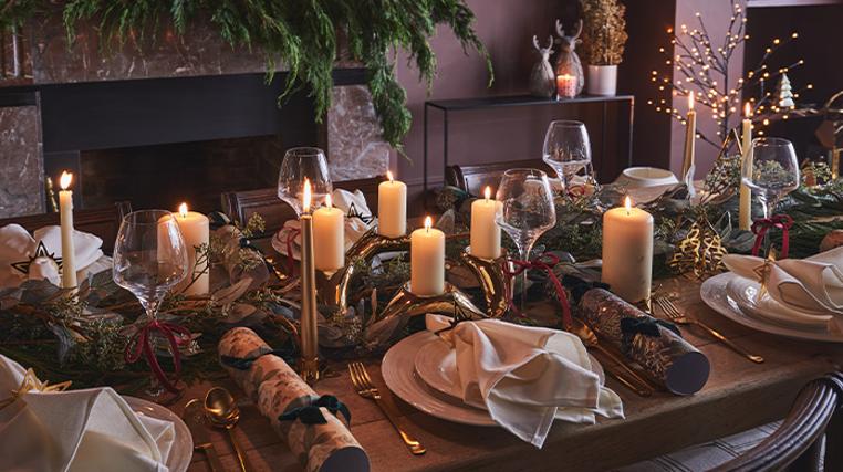Christmas Table Setting