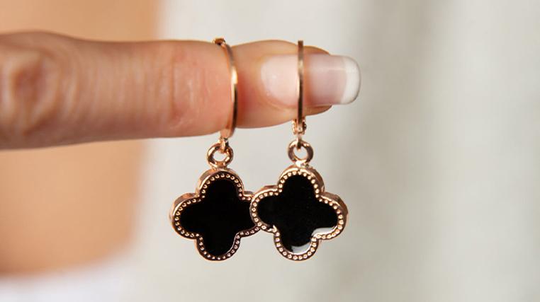 The Jewellery Guide By Elika
