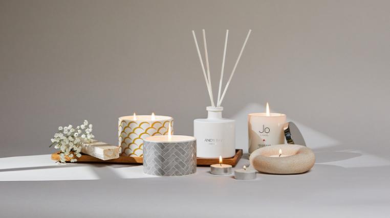 Cosy Up: Candles & Diffusers