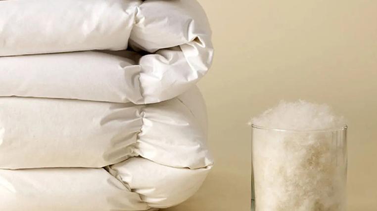 Surrey Down & Die Zudecke: Natural Filled Bedding
