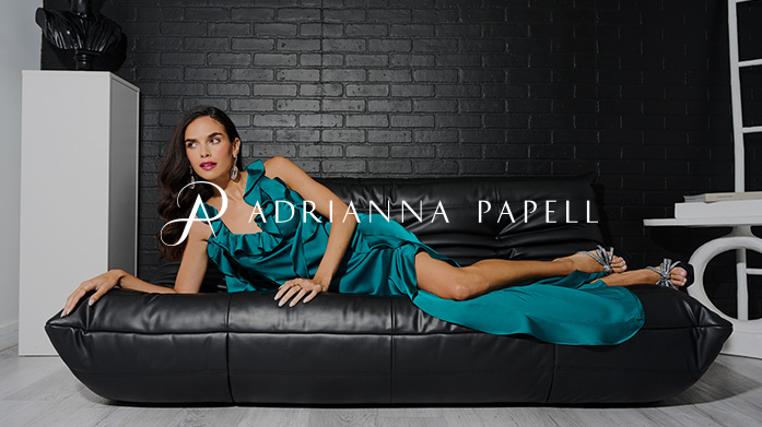 New In! Adrianna Papell