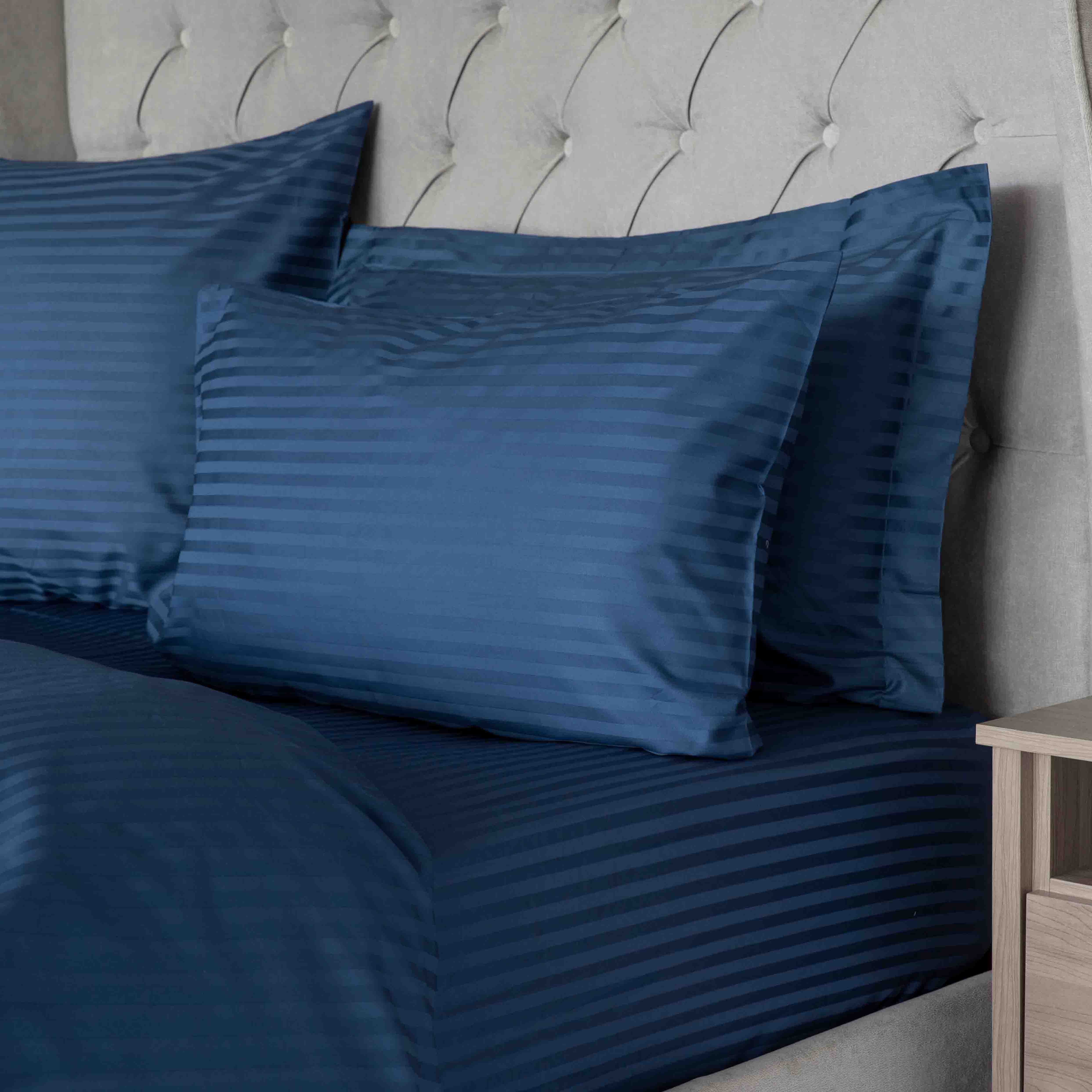 Belledorm   540TC Hotel Suite Satin Stripe Duvet Cover Set Superking Navy in Size Superking, BrandAlley