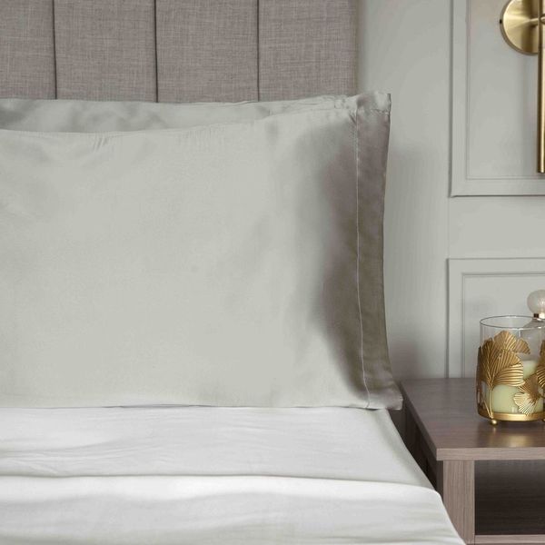 Belledorm   Mulberry Silk Pillowcase Platinum, BrandAlley