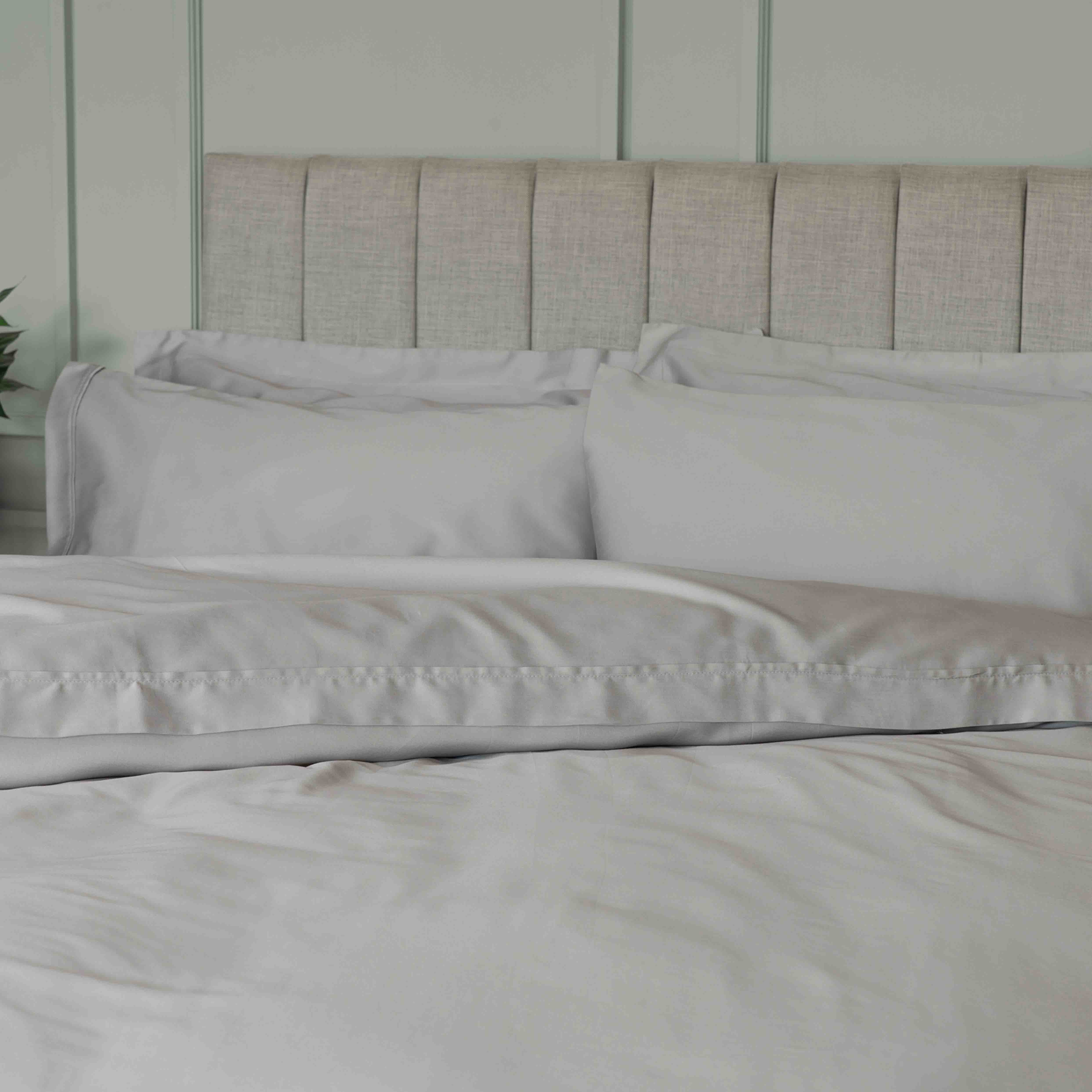 Belledorm    Platinium Premium Blend 500 Thread Count Duvet Coverkingsize Platinum in Size Kingsize, BrandAlley