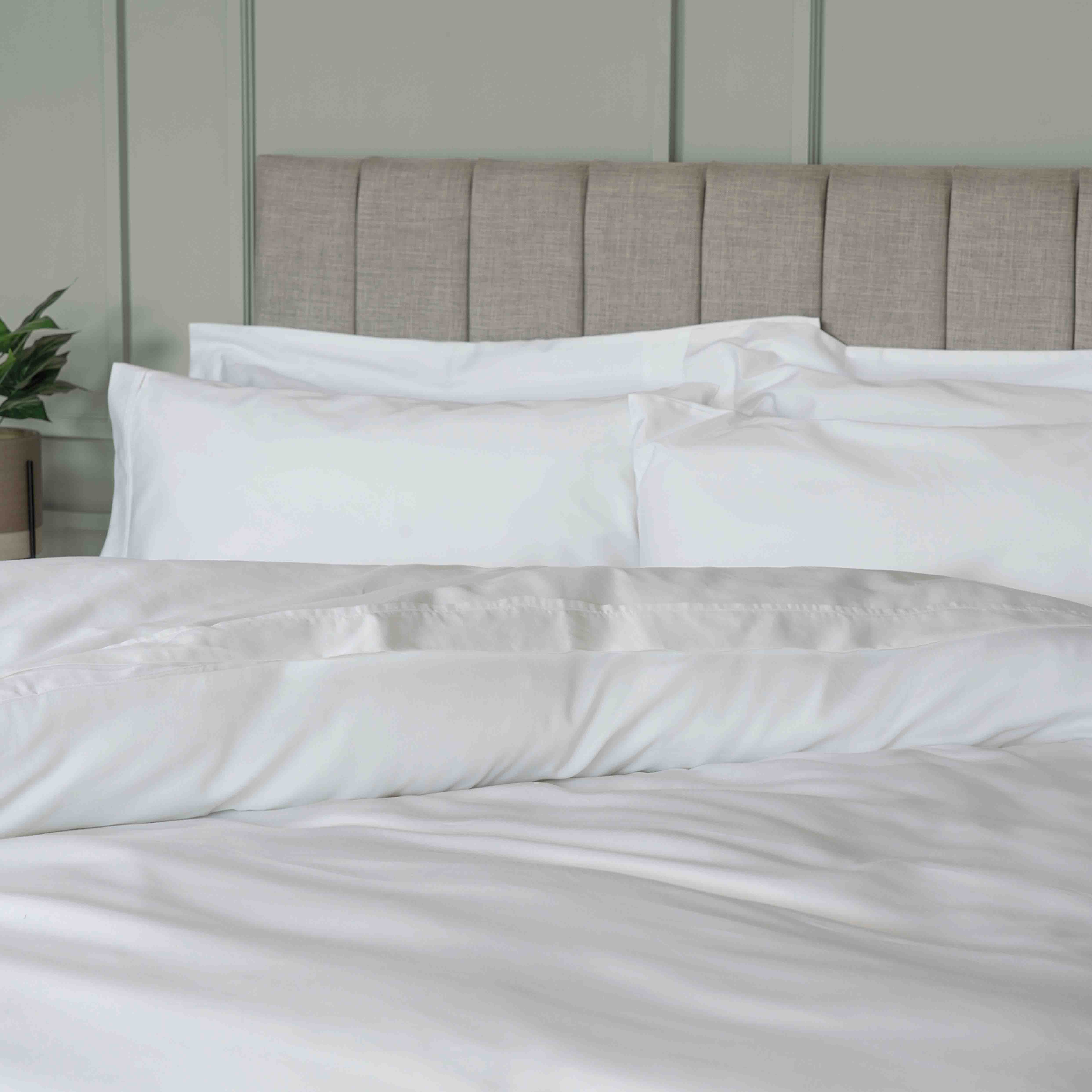 Belledorm    White Premium Blend 500 Thread Count Duvet Coverdouble in Size Double, BrandAlley