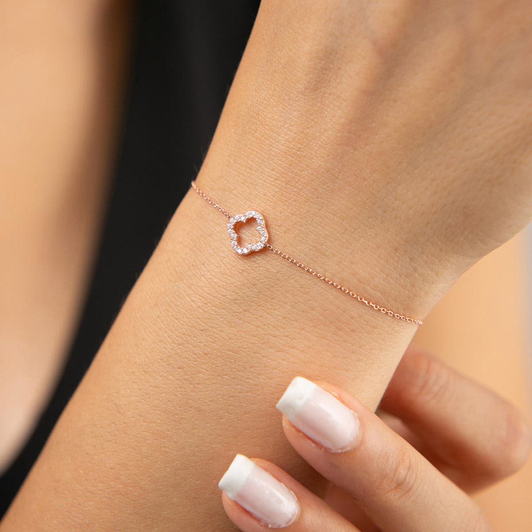 Silver Cleef Bracelet - Elika - Modalova