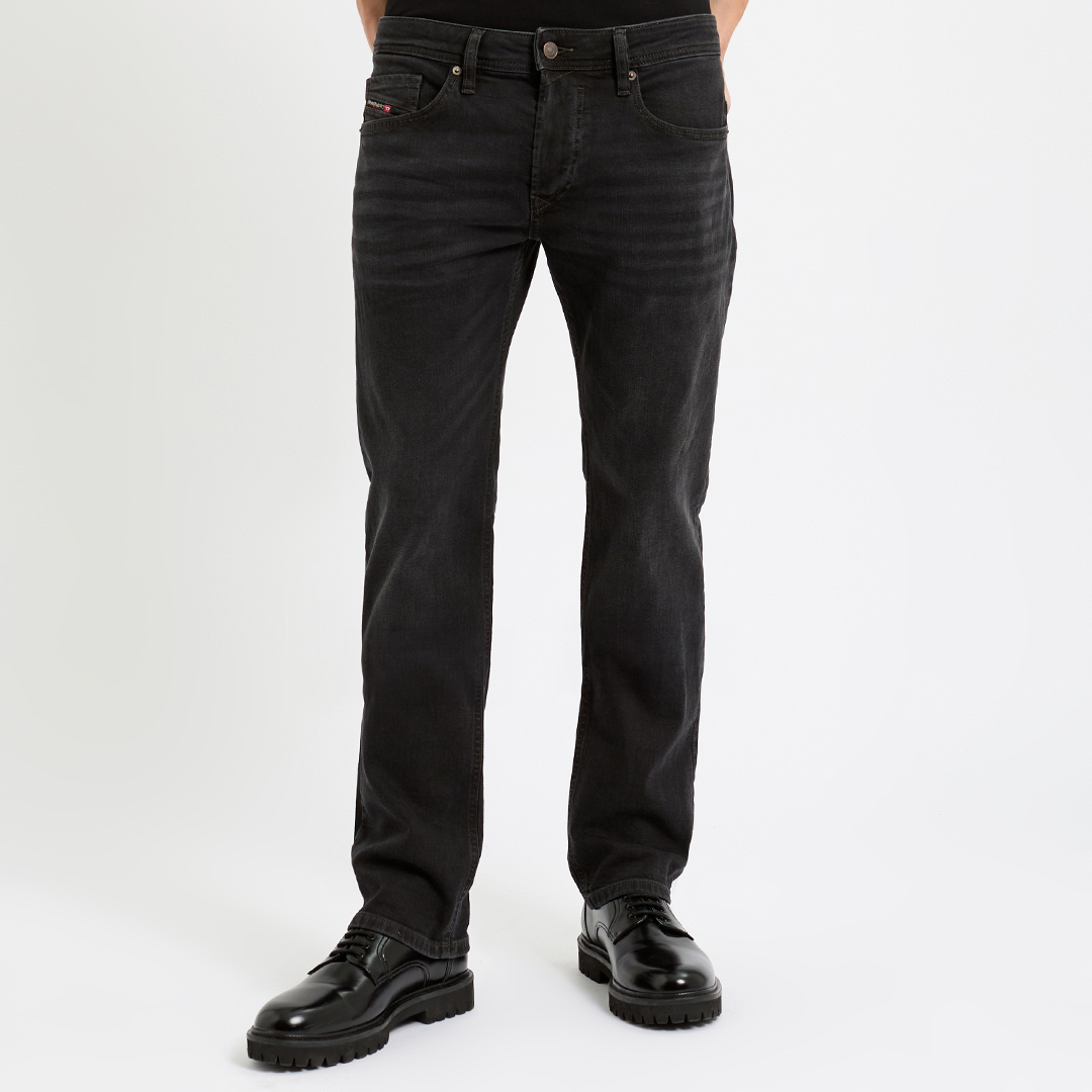 Black Safado-X Tapered Stretch Jeans