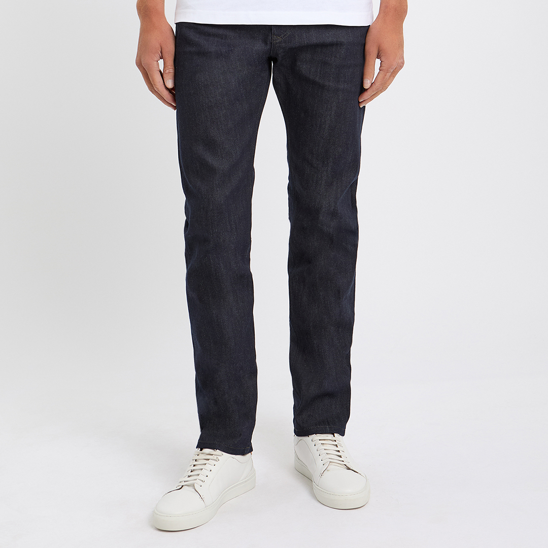 Diesel Men's   Blue Dark Buster-X Tapered Stretch Jeans in Size 31 32, BrandAlley