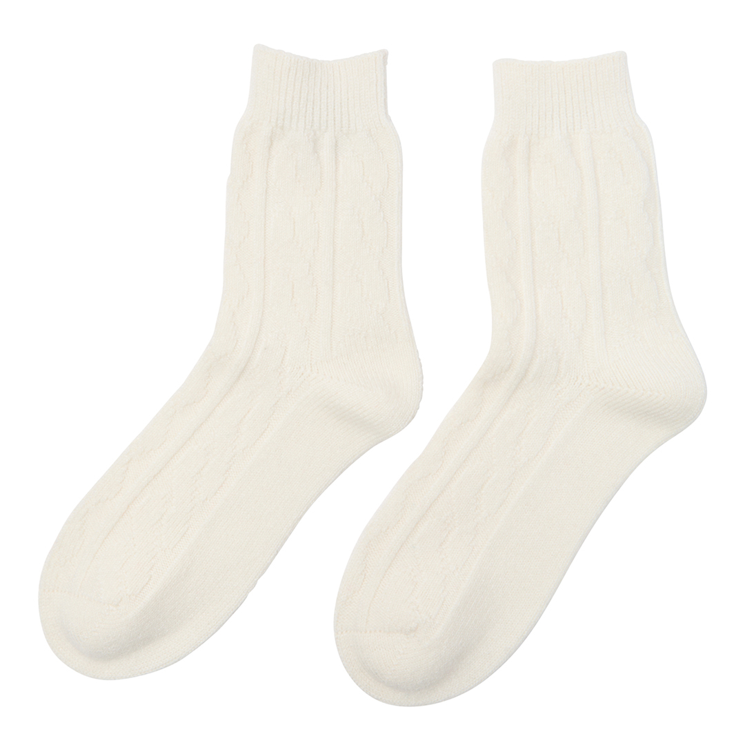 Cream Cashmere Cable Bed Socks