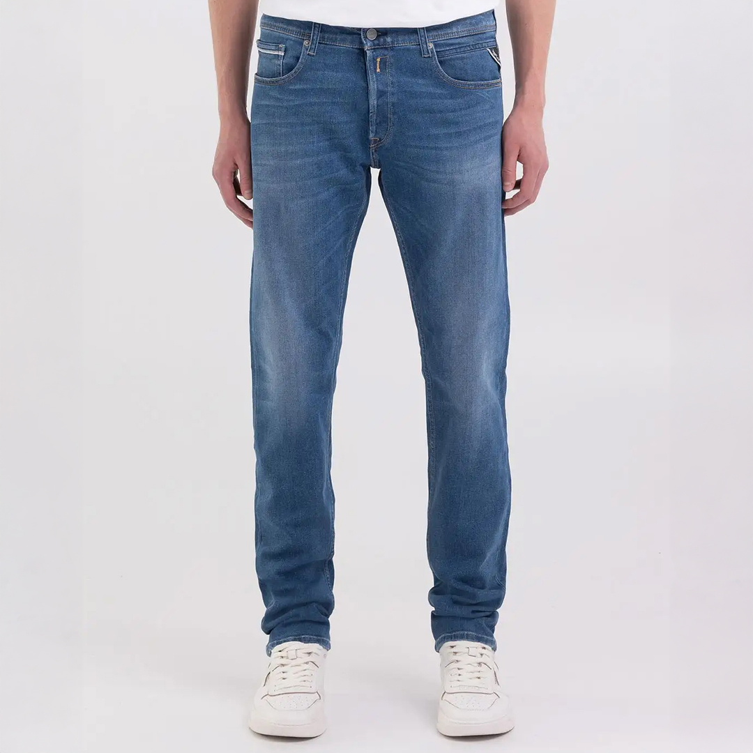 Replay Men's  Indigo Grover Straight Stretch Jeans in Size 30 32, BrandAlley
