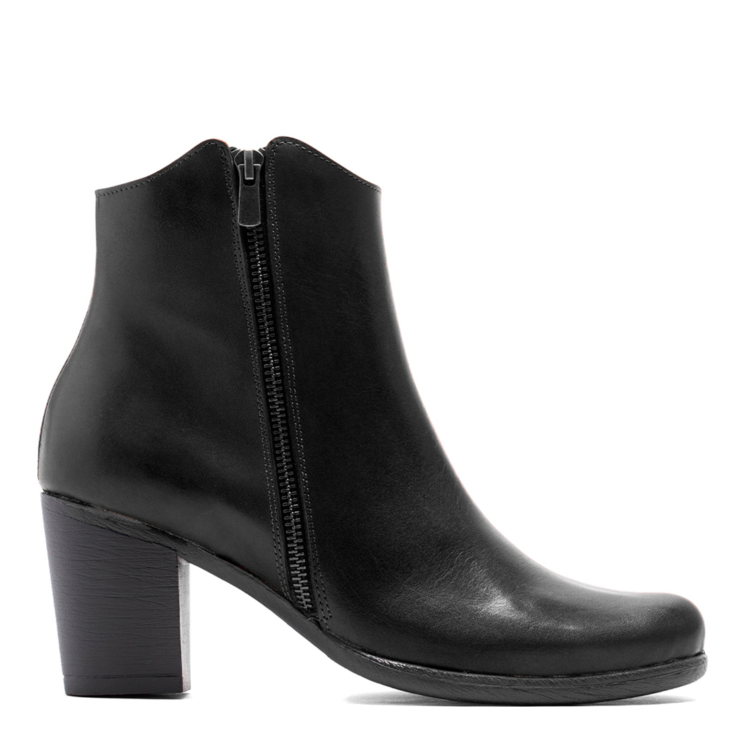 Black Leather Heeled Ankle Boot - Helene Rouge - Modalova
