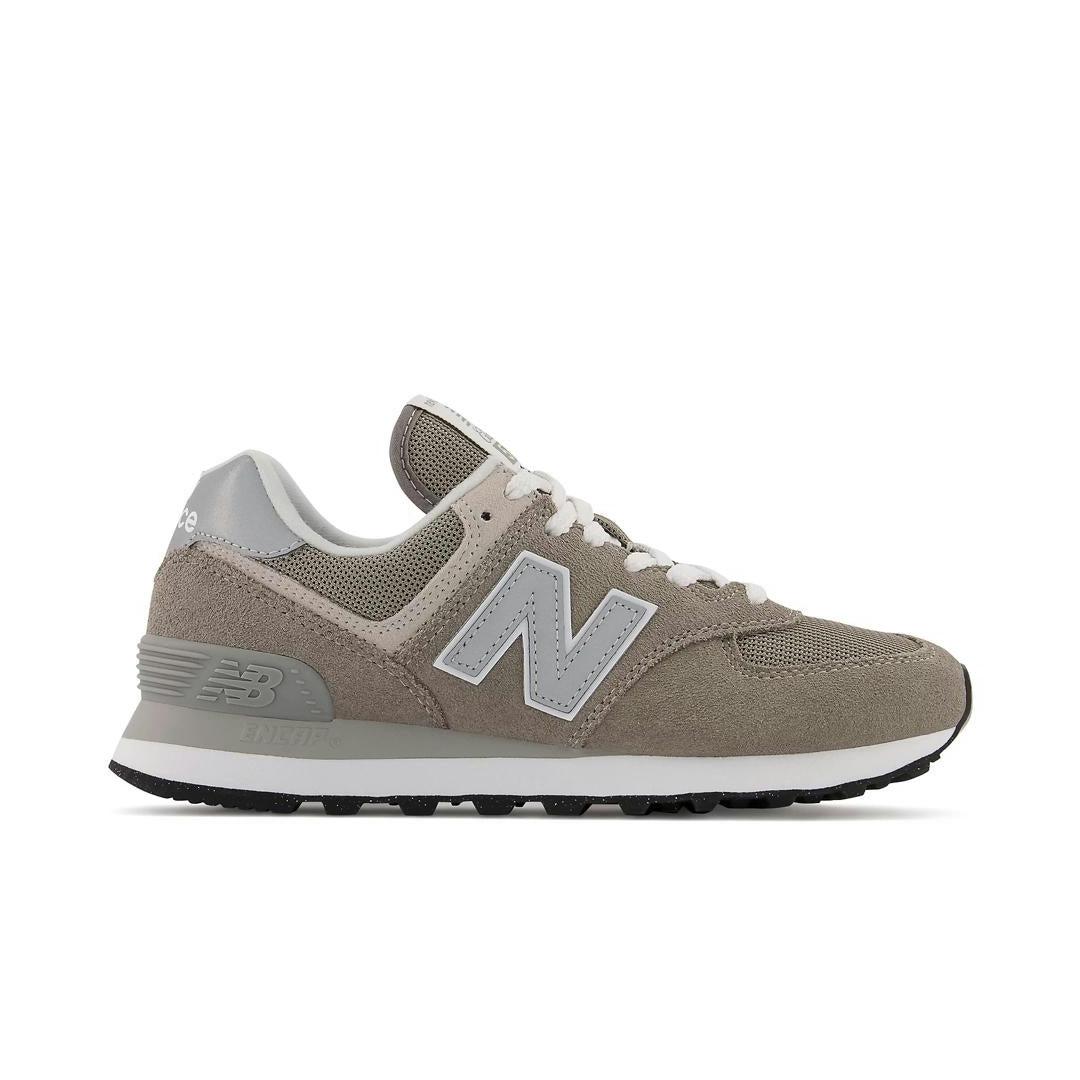 New Balance Men's  574 Trainers in Size 6, BrandAlley