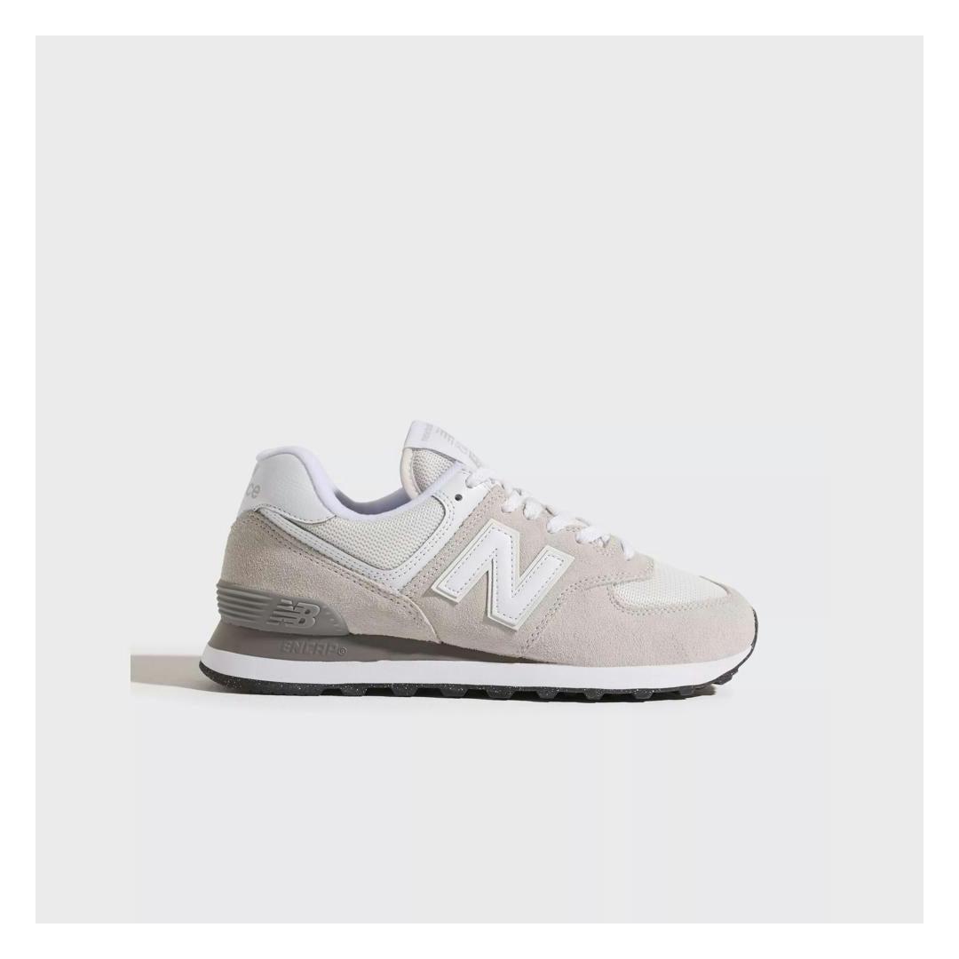 New Balance Men's  574 Trainers in Size 6, BrandAlley