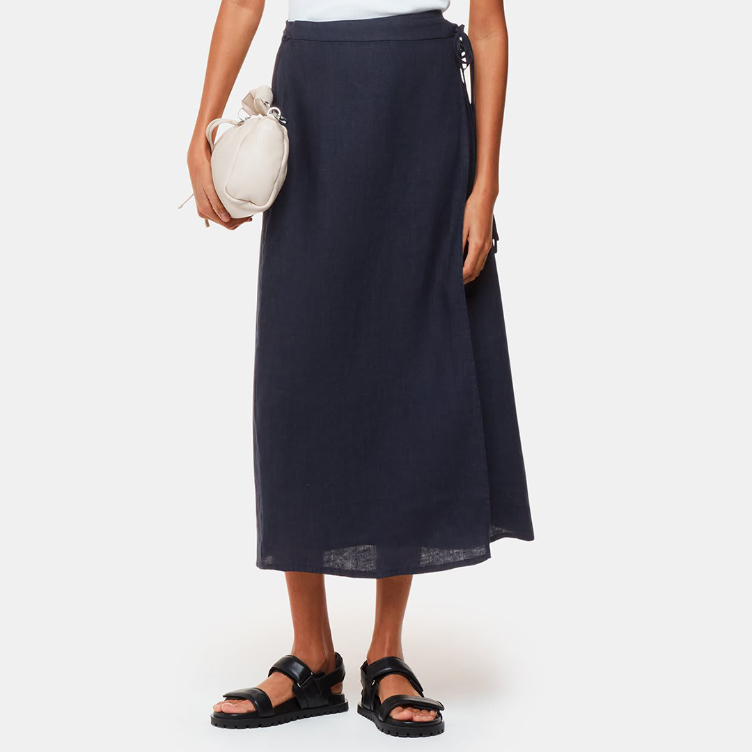 Stylish Comfort: A Comprehensive Review of the Navy Linen Wrap Midi Skirt