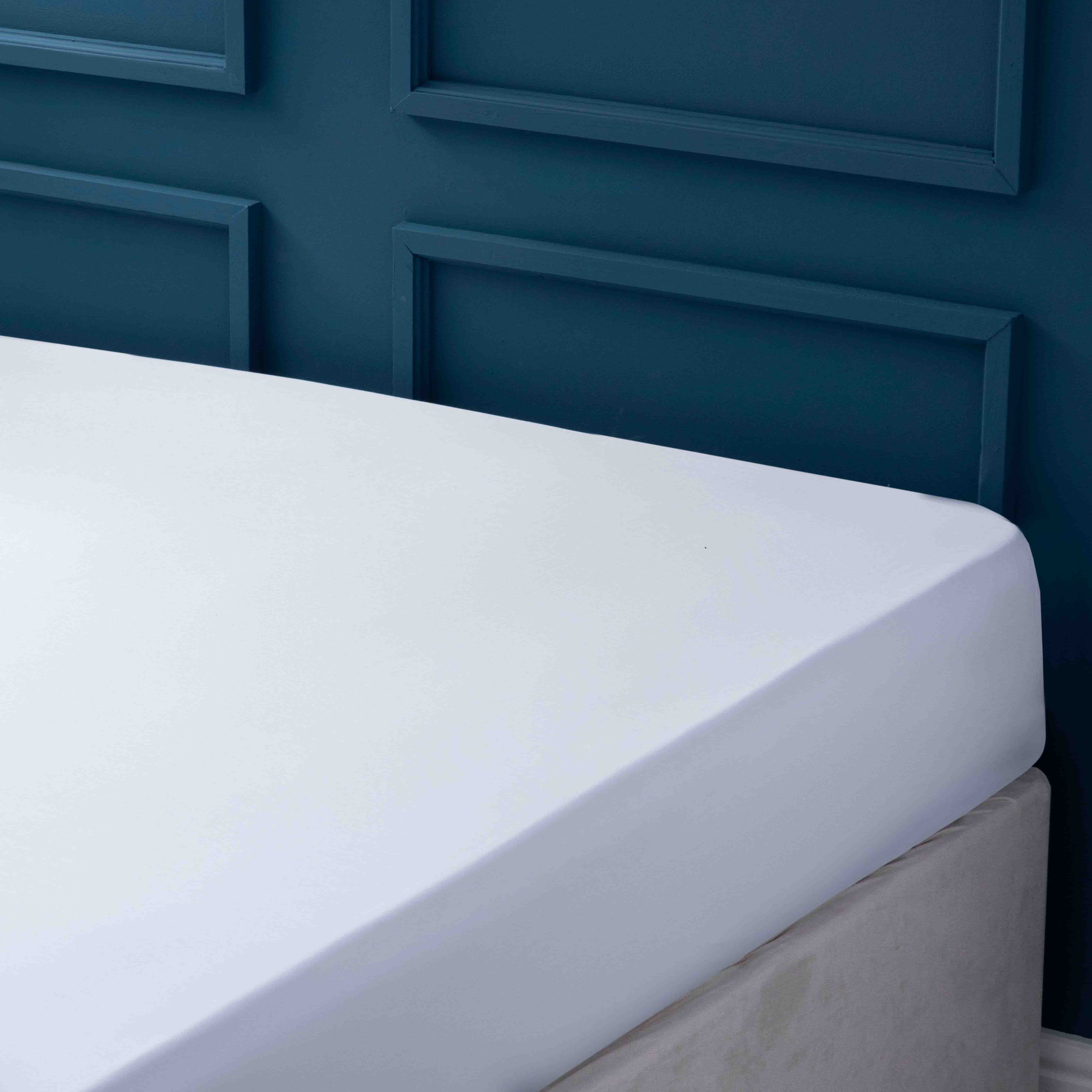 Belledorm    White 600 Thread Count 100% Egyptian Cotton Single Fitted Sheet (38Cm Depth) in Size Single, BrandAlley