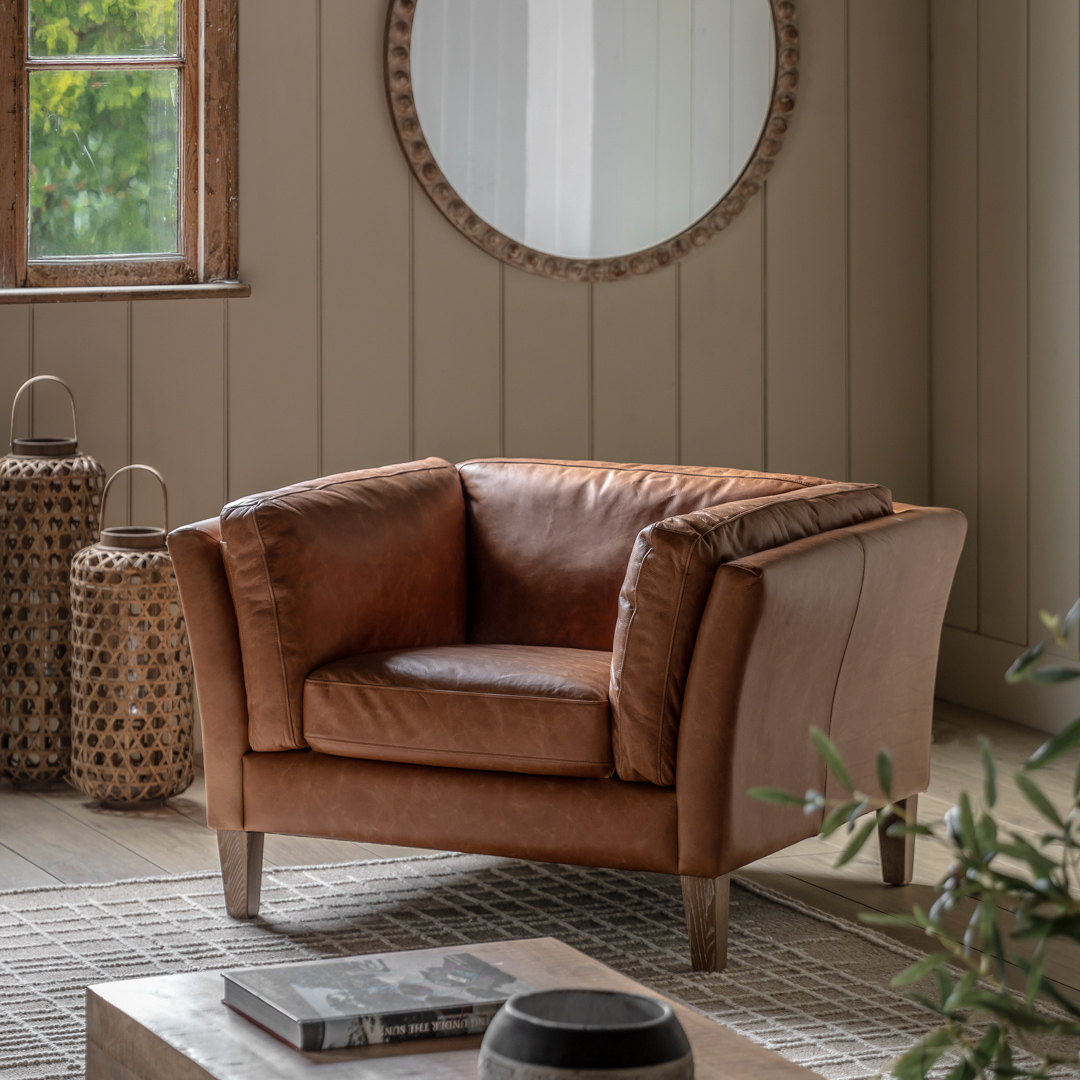 Gallery Living   Weldon Armchair in Size +44, BrandAlley