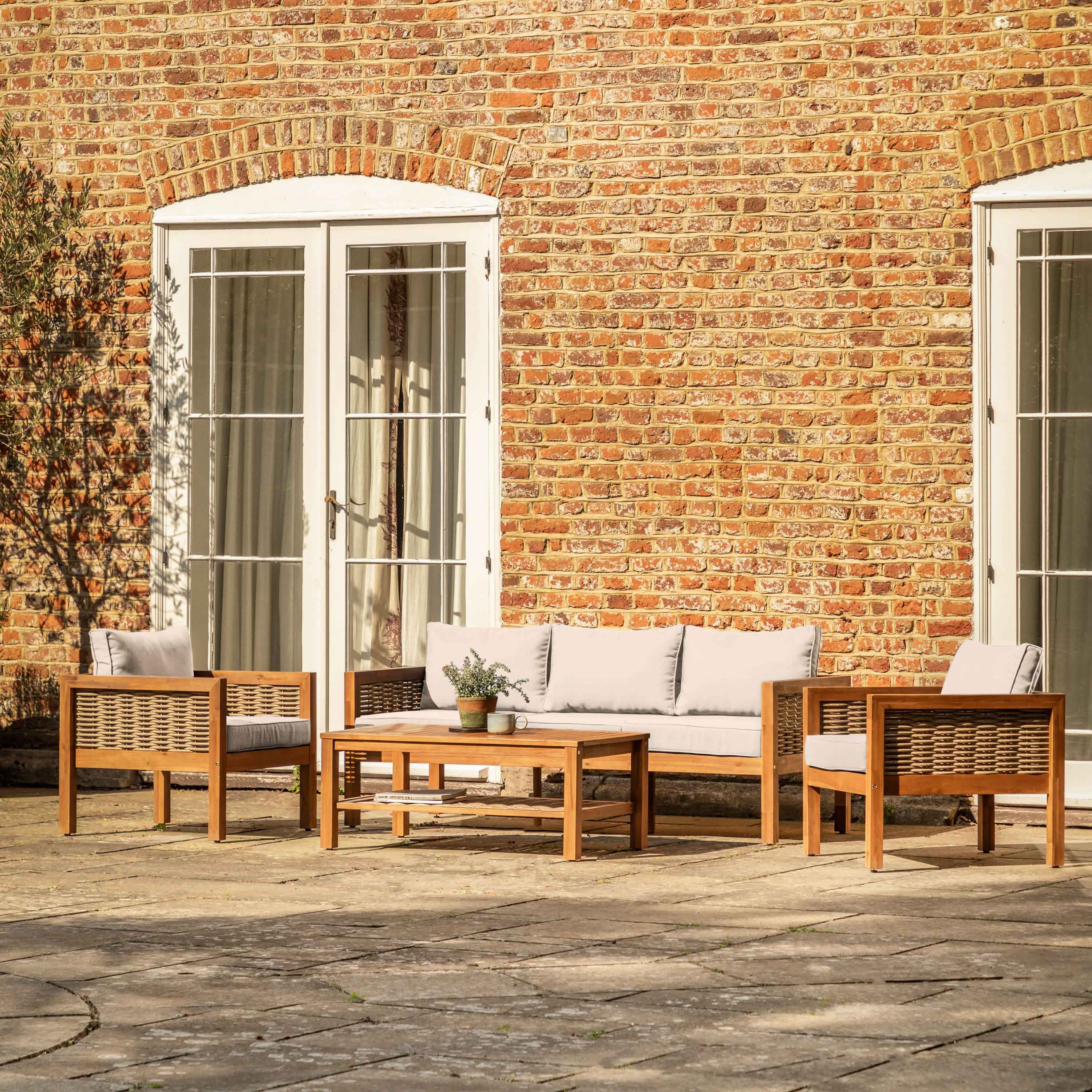 Gallery Living Beeston Lounge Set