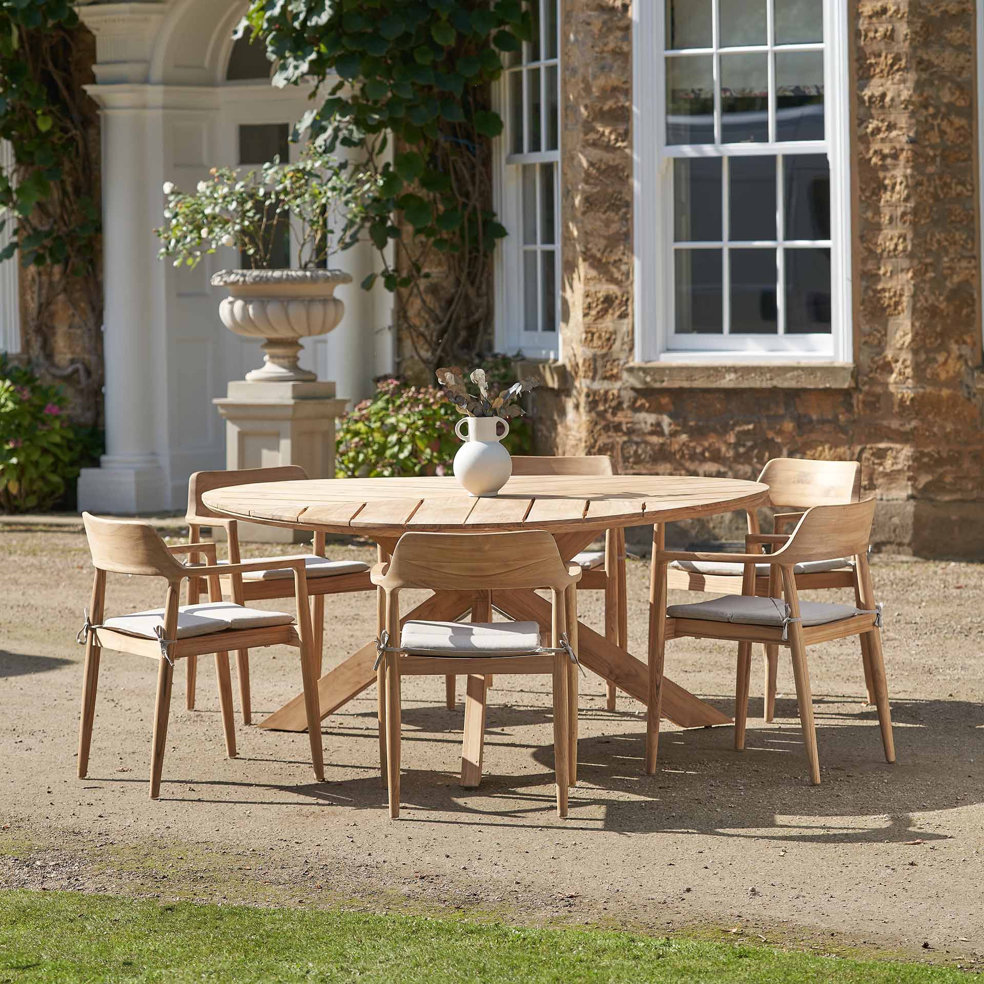 Pacific   Reuleaux Outdoor 6 Seater Dining Set in Size Single, BrandAlley