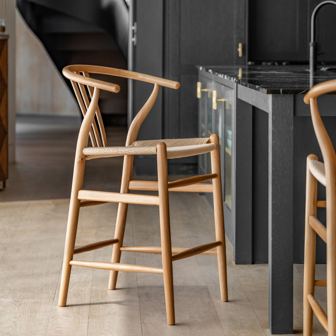 Gallery Living   Williams Bar Stool Natural (2pk) in Size 2, BrandAlley