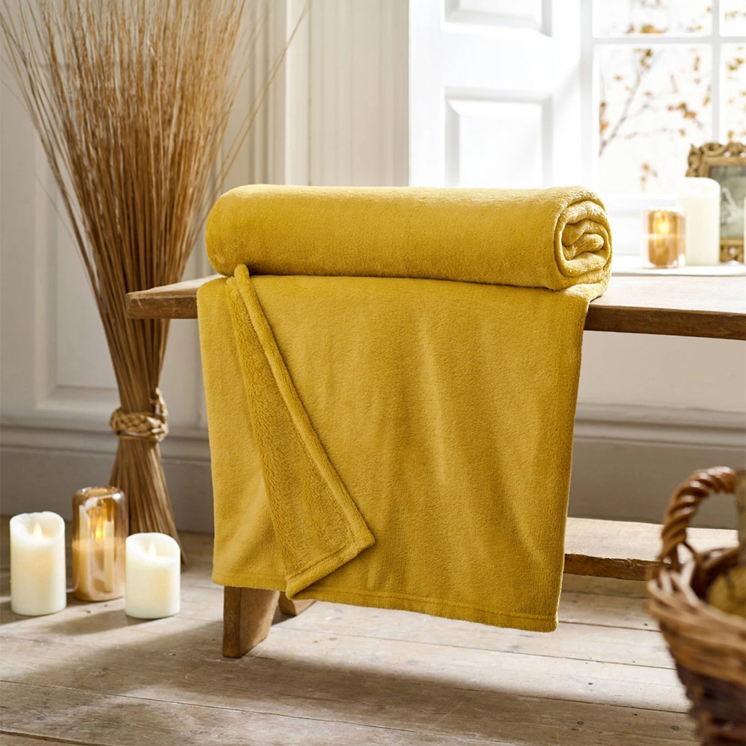 Deyongs   Snuggle Touch 140x180cm Blanket Ochre in Size 180cm, BrandAlley