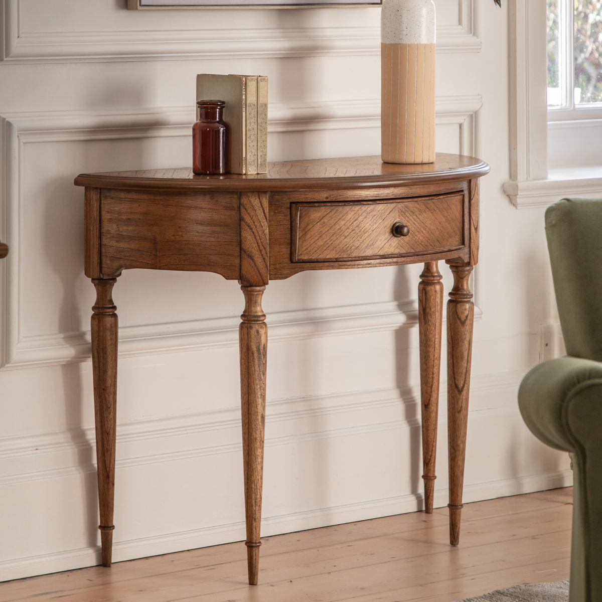 Gallery Living   Fairfield Demi Lune Table in Size 1, BrandAlley