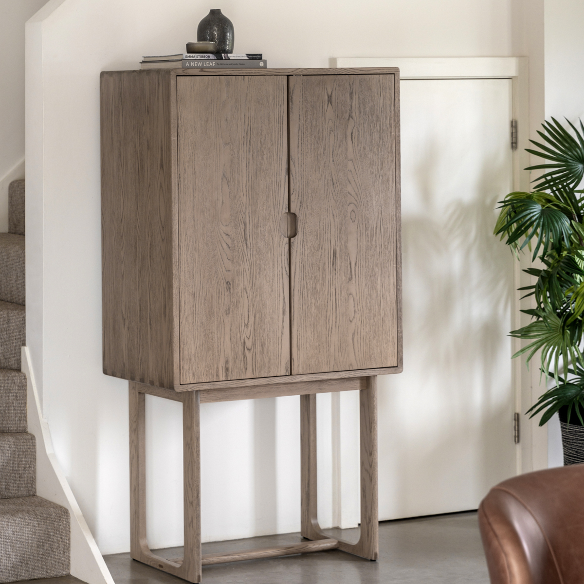 Gallery Living   Timberline Cocktail Cabinet Smoked in Size 2, BrandAlley