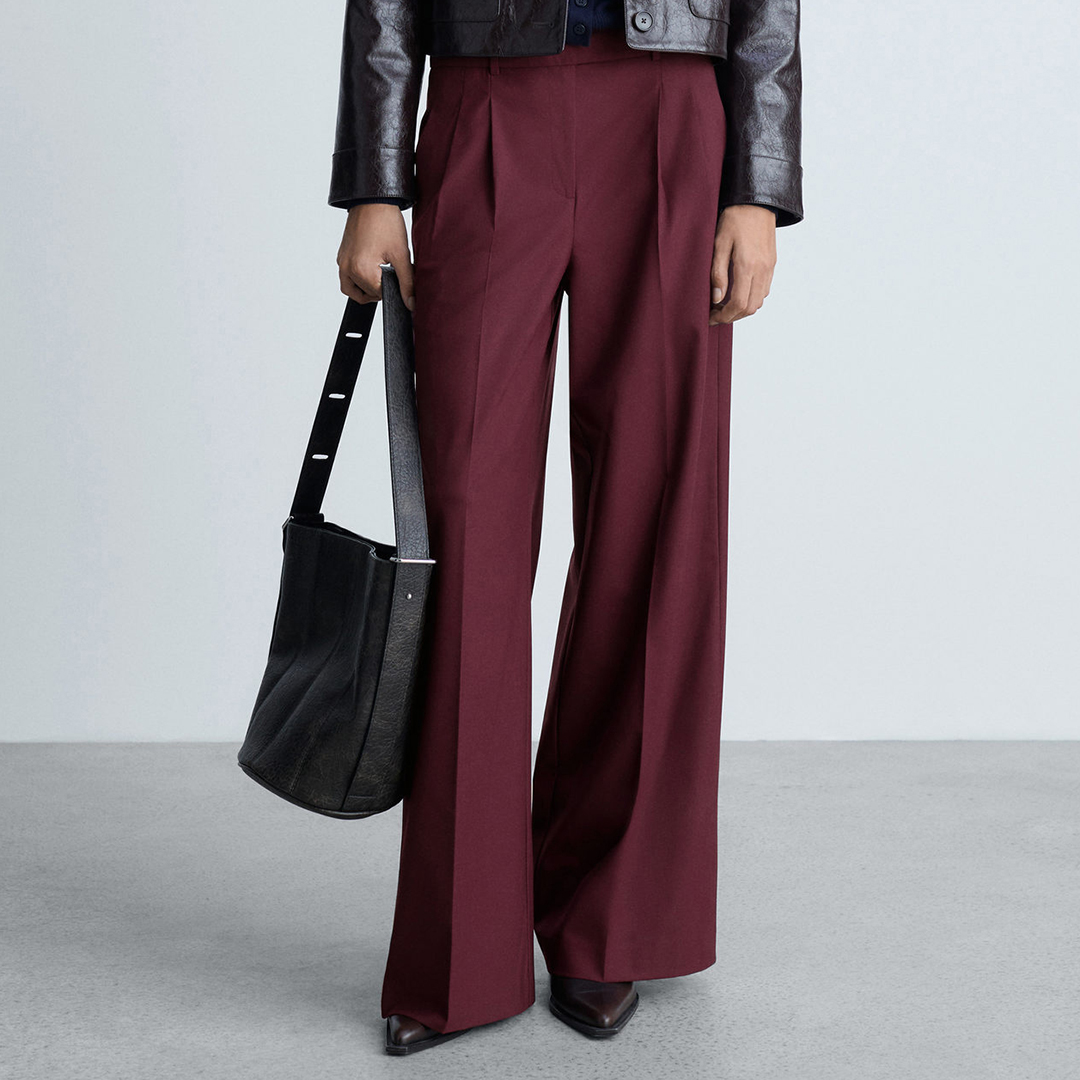 Mango Women's  Red Wideleg Pleated Wool Trousers in Size 14, BrandAlley
