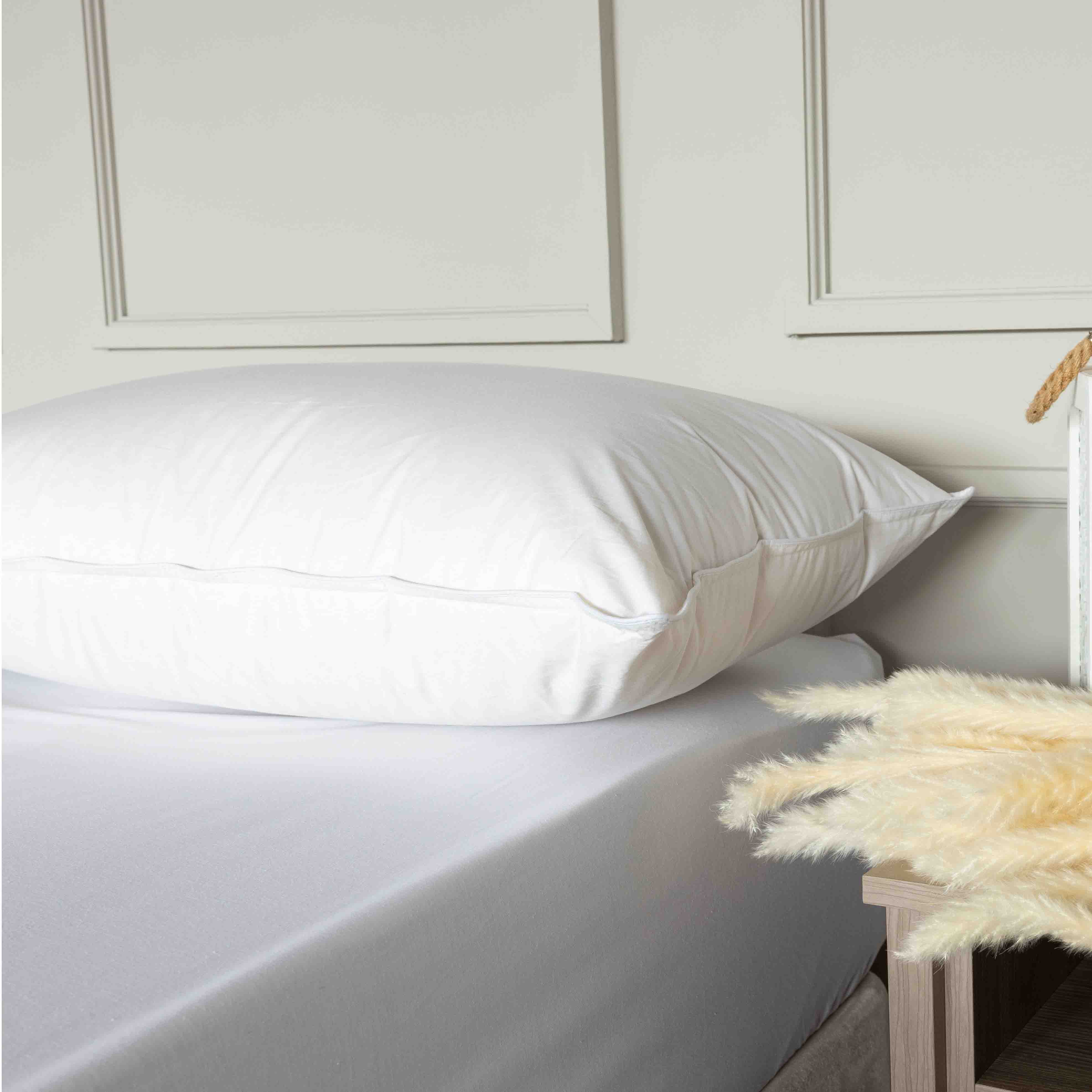 Belledorm   Hotel Suite 5 star Duck Down Surround Pillow, BrandAlley