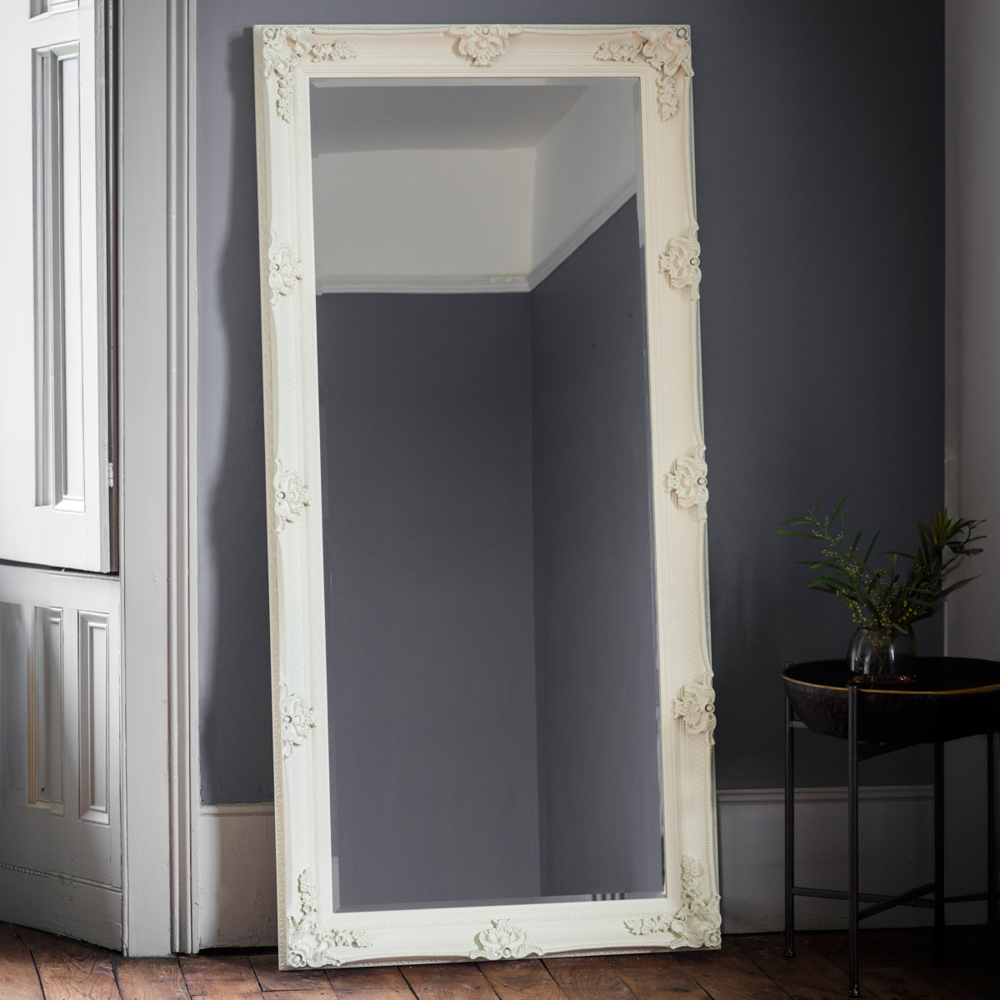 Gallery Living    Cream Aptos Leaner Mirror in Size +44, BrandAlley