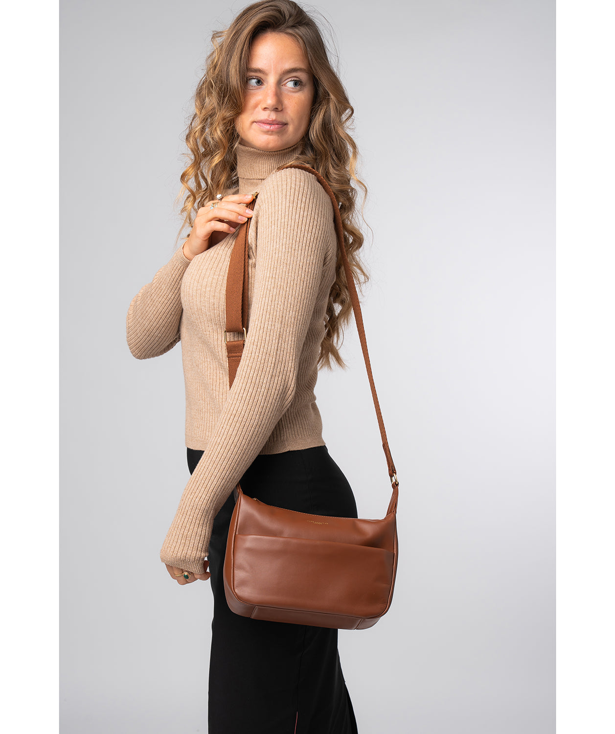 ‘Leonora’ Caramel Leather Cross Body Bag