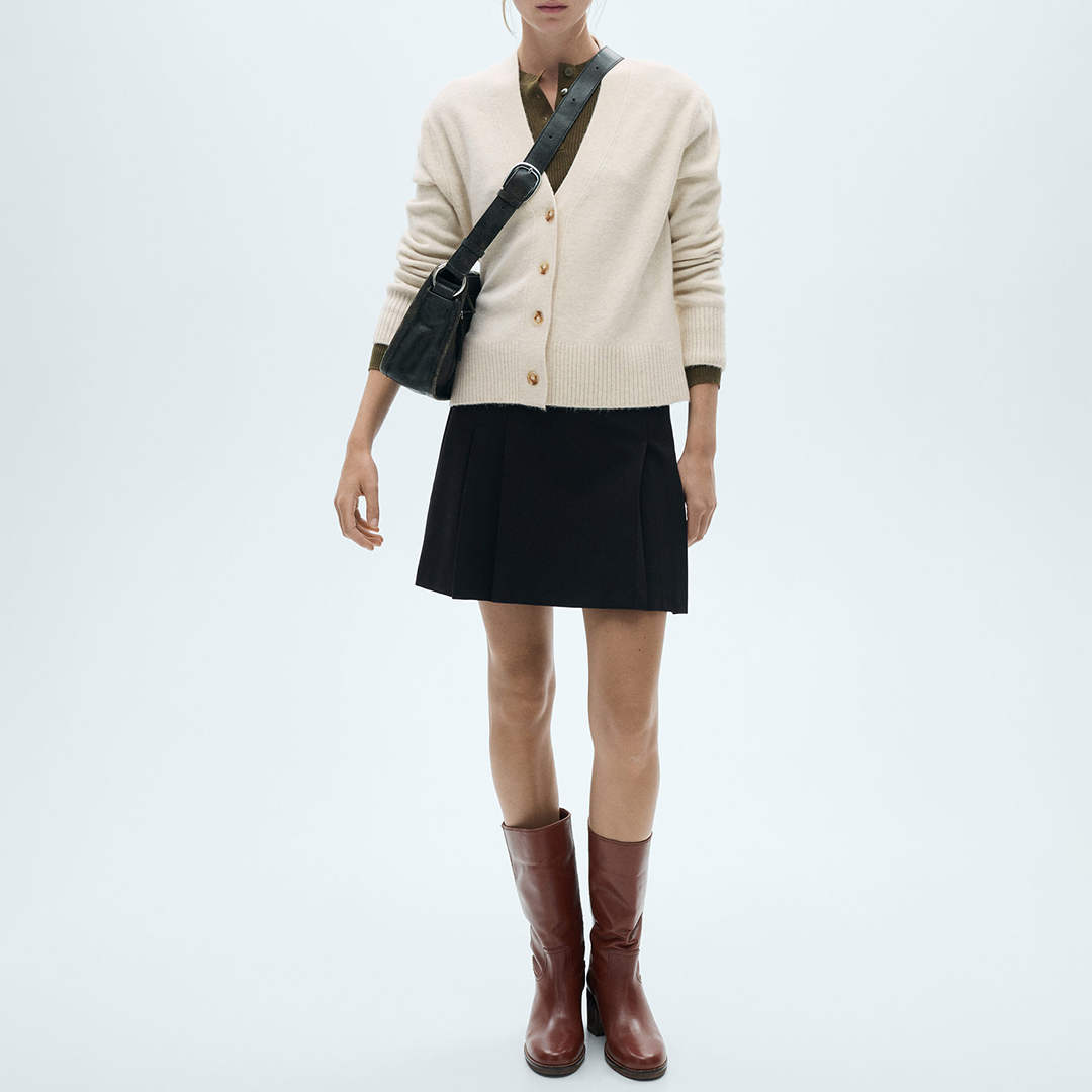 Cozy and Stylish: A Complete Review of the Natural Button Knit Cardigan